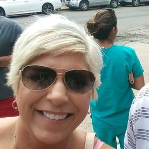 Meet your Posher, Steph